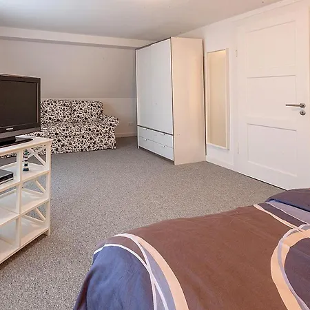 Nyaraló Nils Holgerson Nh2 *